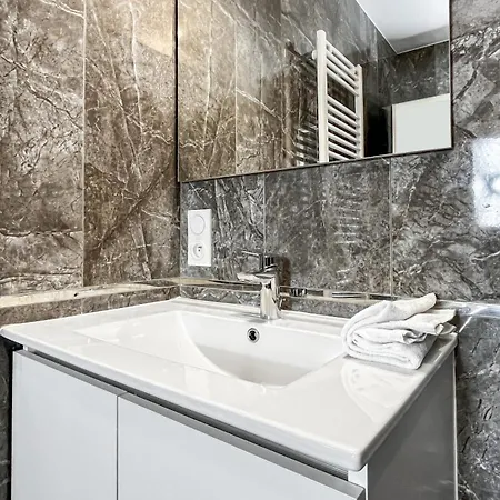 Apartment Homey Luxury - Proche Du Centre-ville, Des Transports, De Geneve
