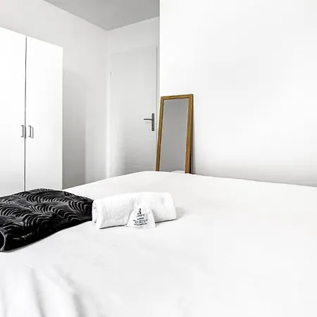 Apartment Homey Luxury - Proche Du Centre-ville, Des Transports, De Geneve *